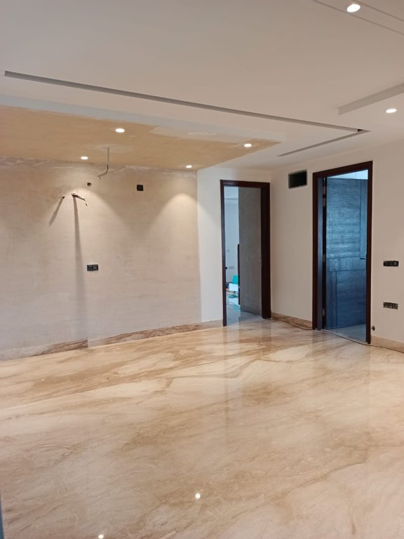  marbella floors 66 Living Area