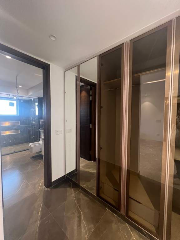  luxury builder floor sector 56 part 2 Living Area