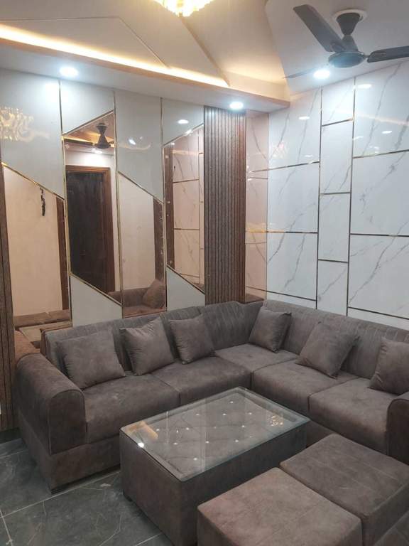 shantiniketan by aggarwal associates and builders Living Area