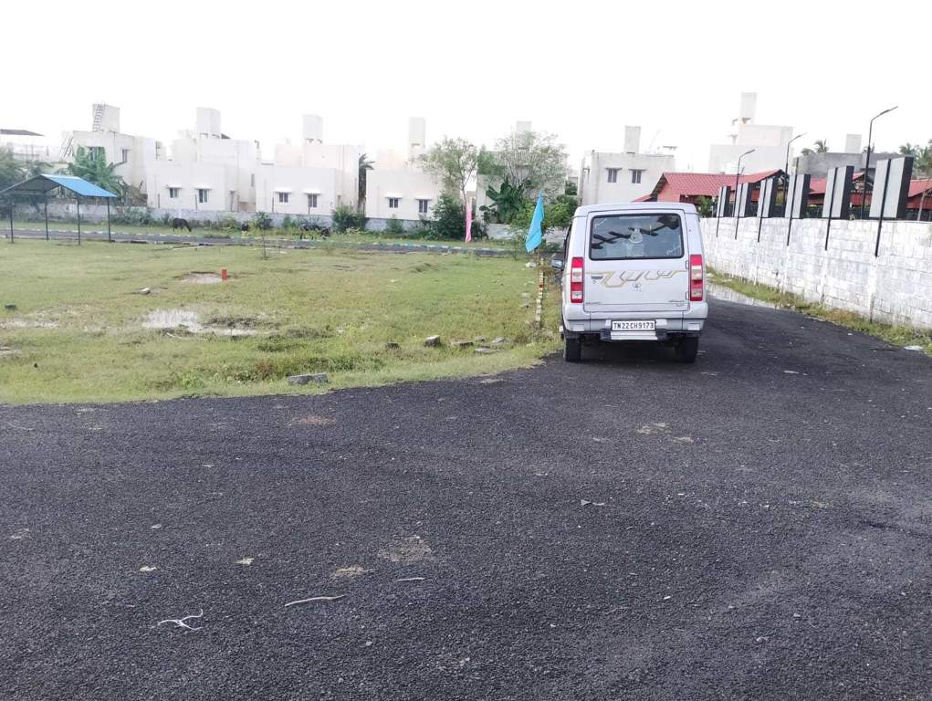  la italia phase 2 extension Internal Roads