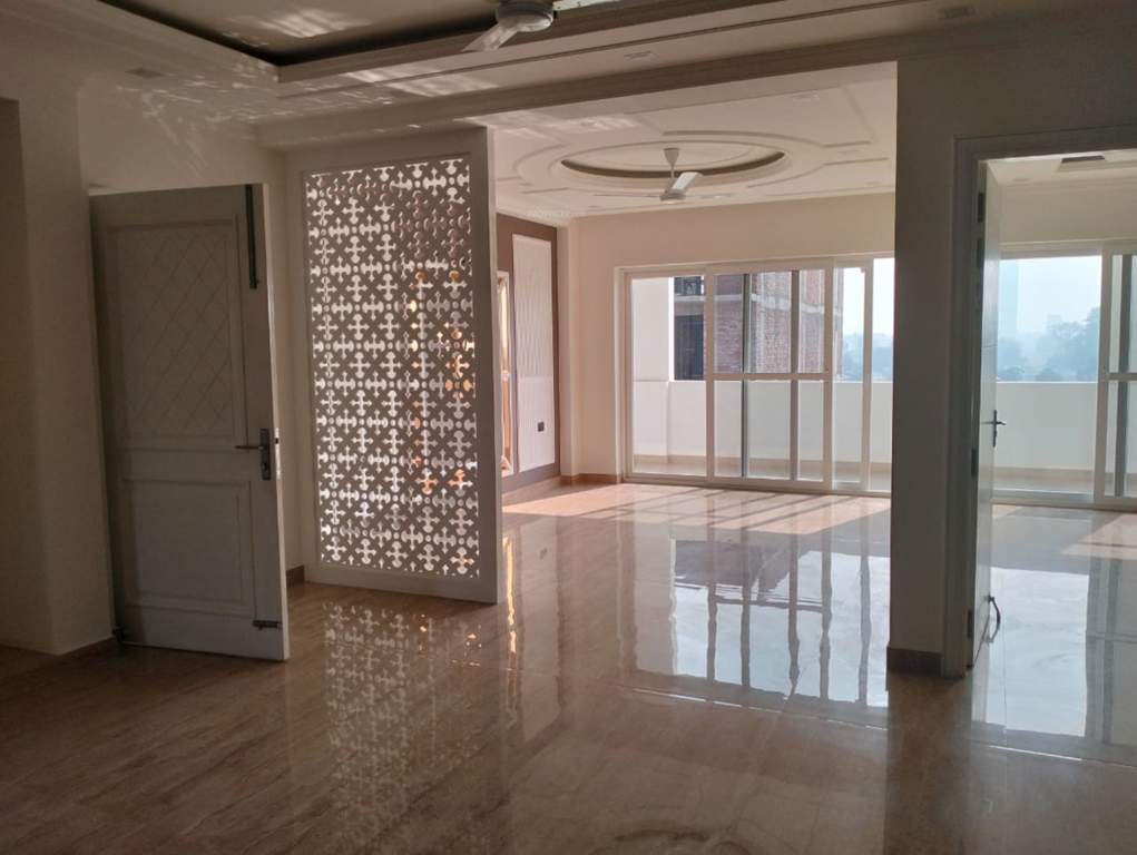 ultra luxury floors Living Area