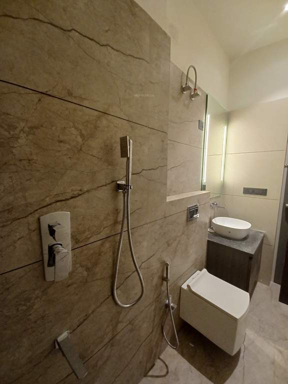  the park royal villa Bathroom