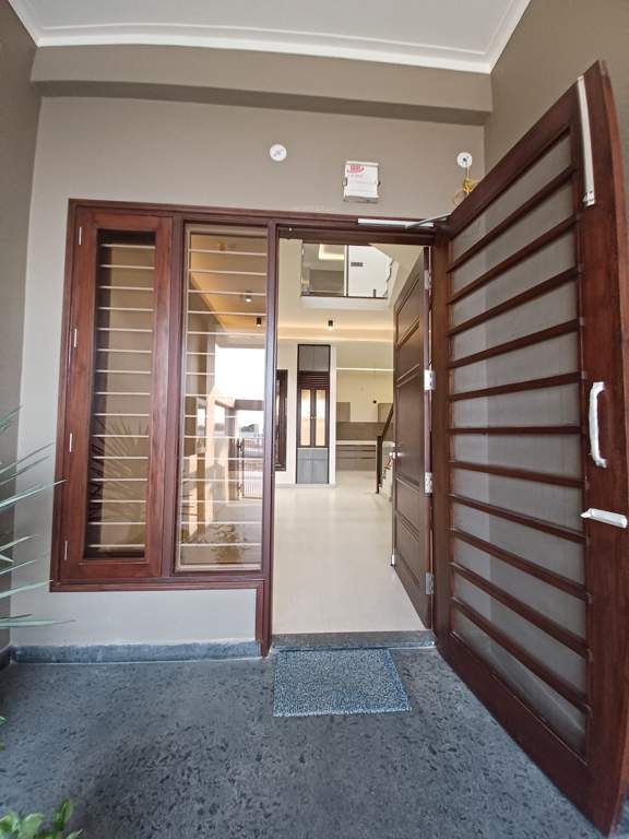  the park royal villa Living Area