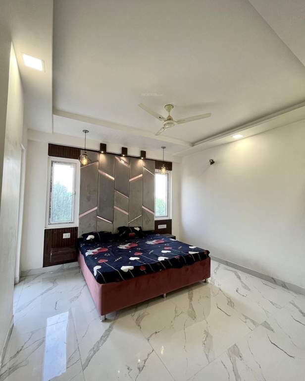  lexus Bedroom