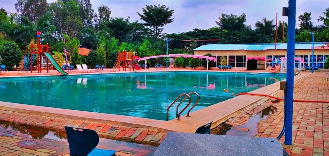  vishalakshi meadows Swimming Pool