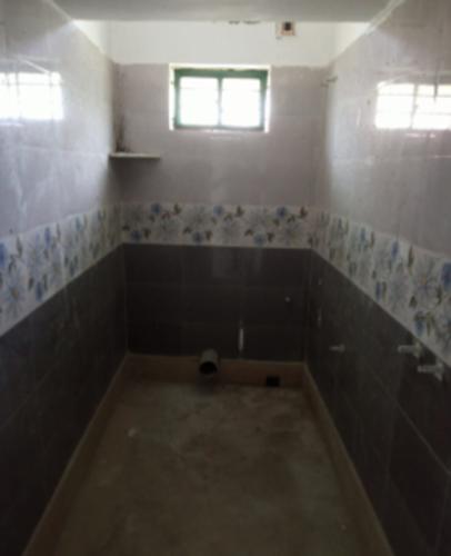  rabi-kiran Bathroom