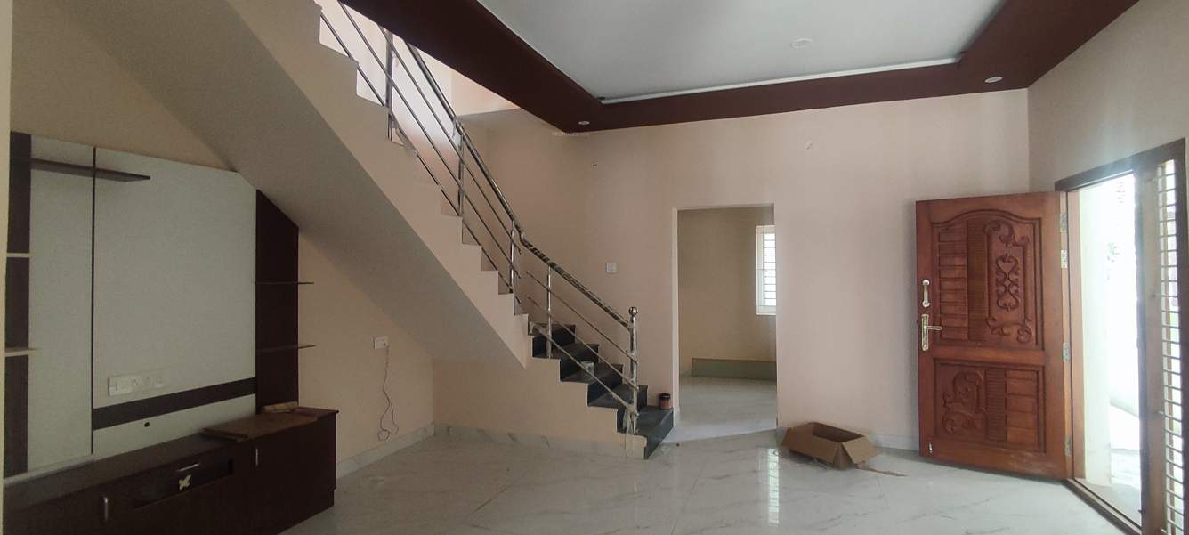  kumaran garden Living Area