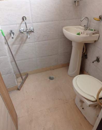  homes Bathroom