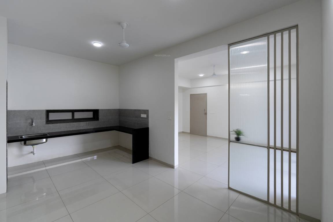  ultima crest Kitchen