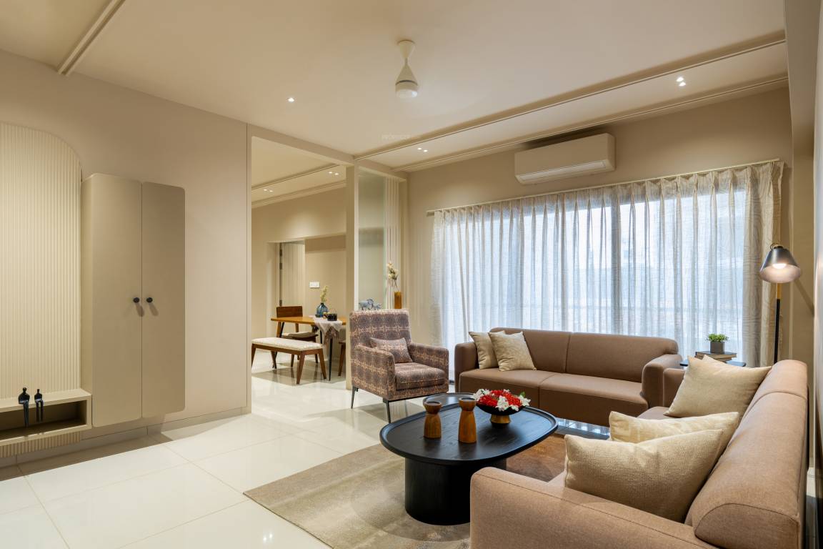  ultima crest Living Area