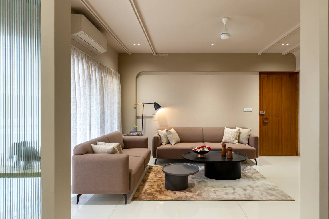  ultima crest Living Area