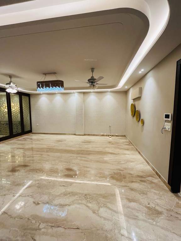 ultra luxury floors Living Area