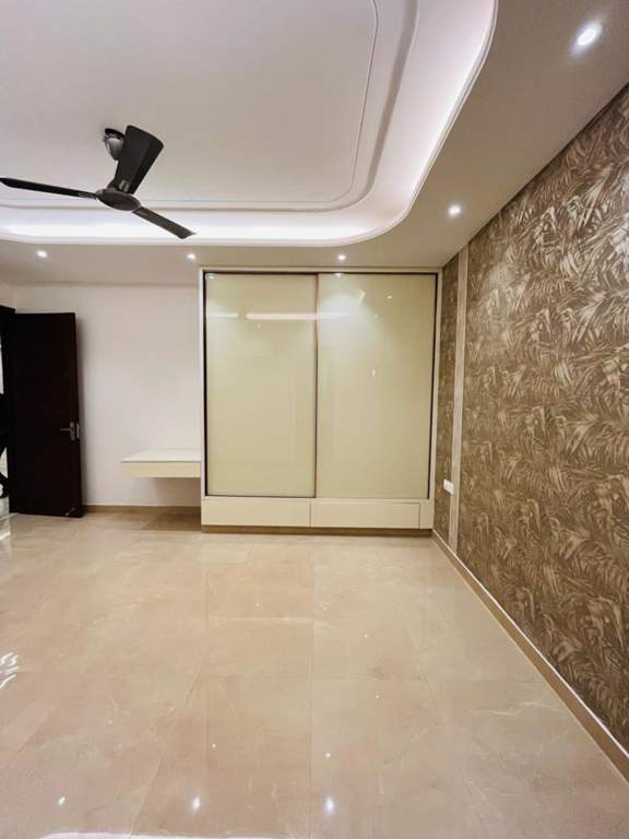 ultra luxury floors Living Area