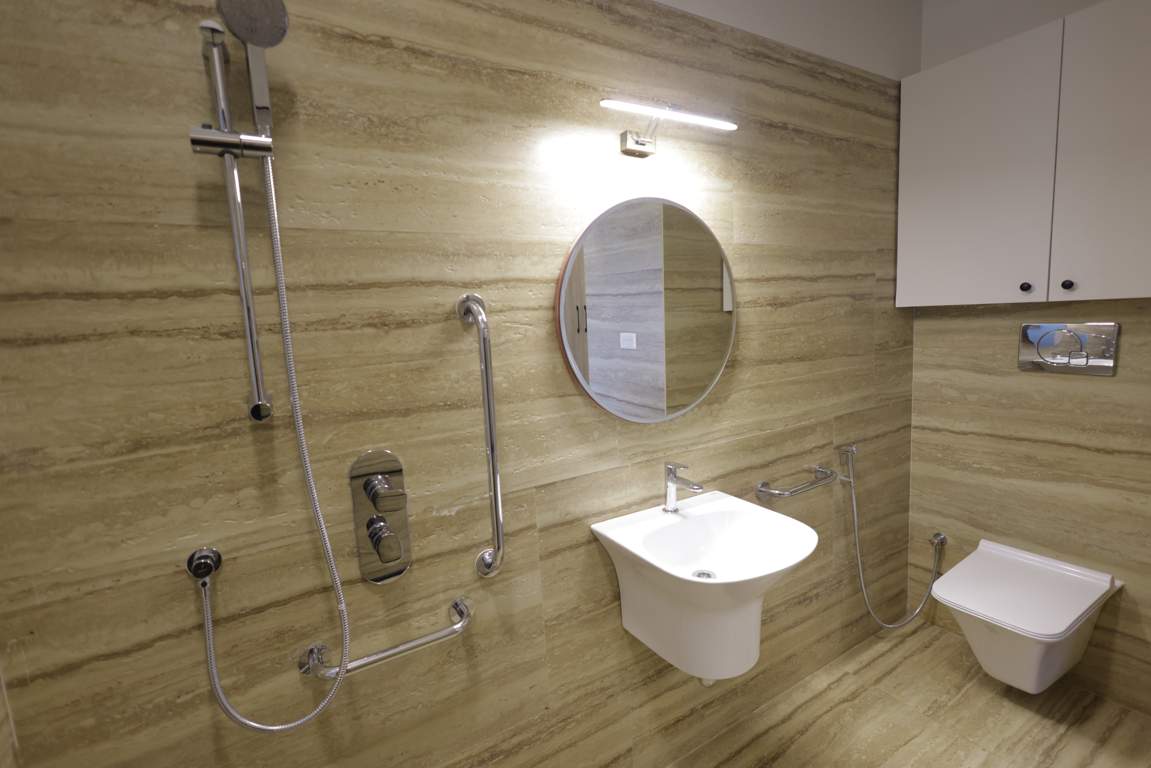  cradle of life Bathroom