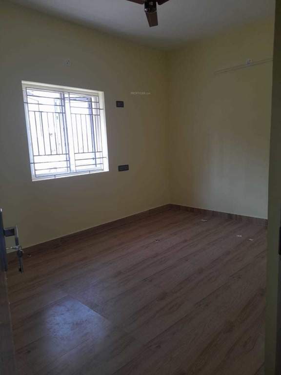  tulip apartments Bedroom