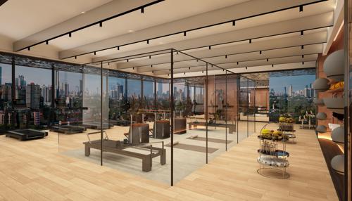  raymond-realty-ten-x-era Gymnasium