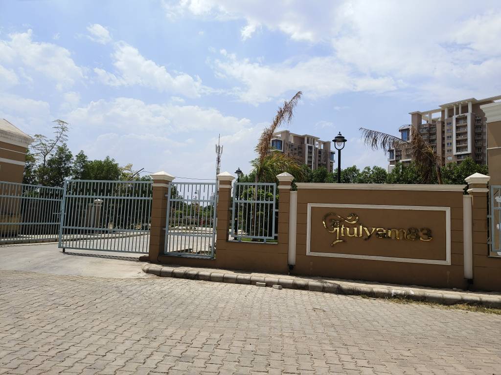  atulyam 83 Gated Community