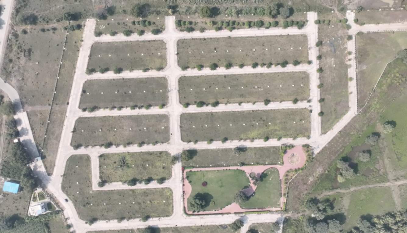  vrindavan park Plot