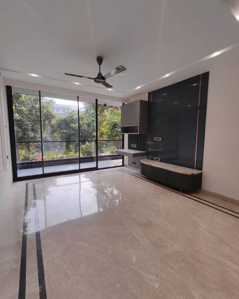  luxury-builder-floors-13 Living Area