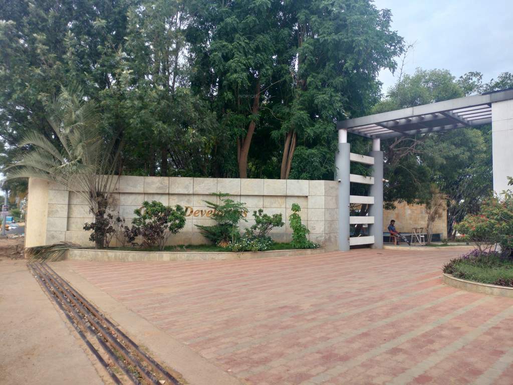  golden pearl phase 2 Gated Community