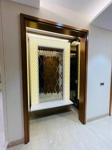  luxuary-builder-floor-57-kuhad Living Area