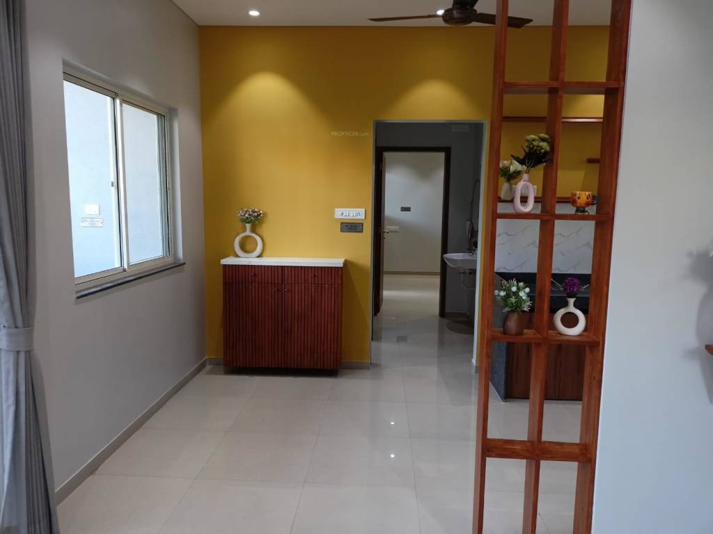 Mayuri Adhinathpuram