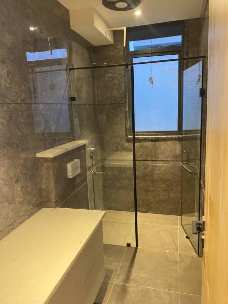  door-luxury-builder-floor-2 Bathroom