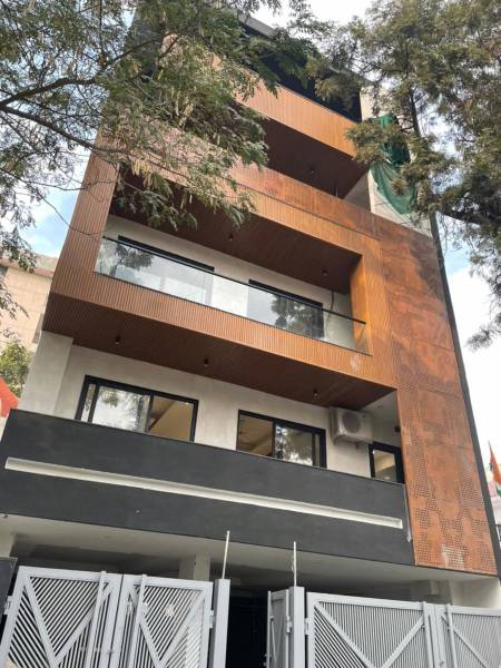  new-door-luxury-builder-floor Elevation