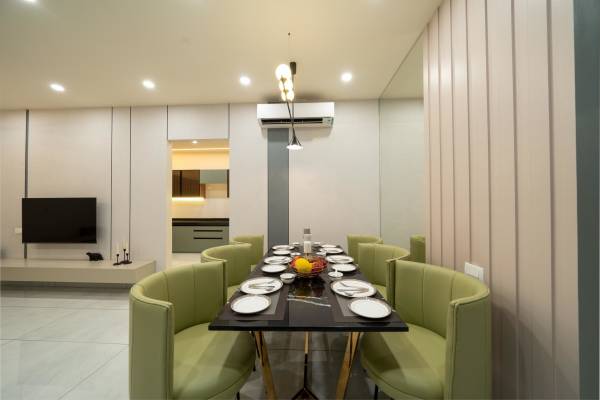  mantra-mirari Dining Area