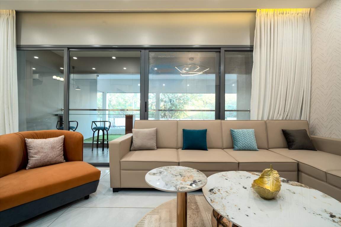 mantra mirari Living Area