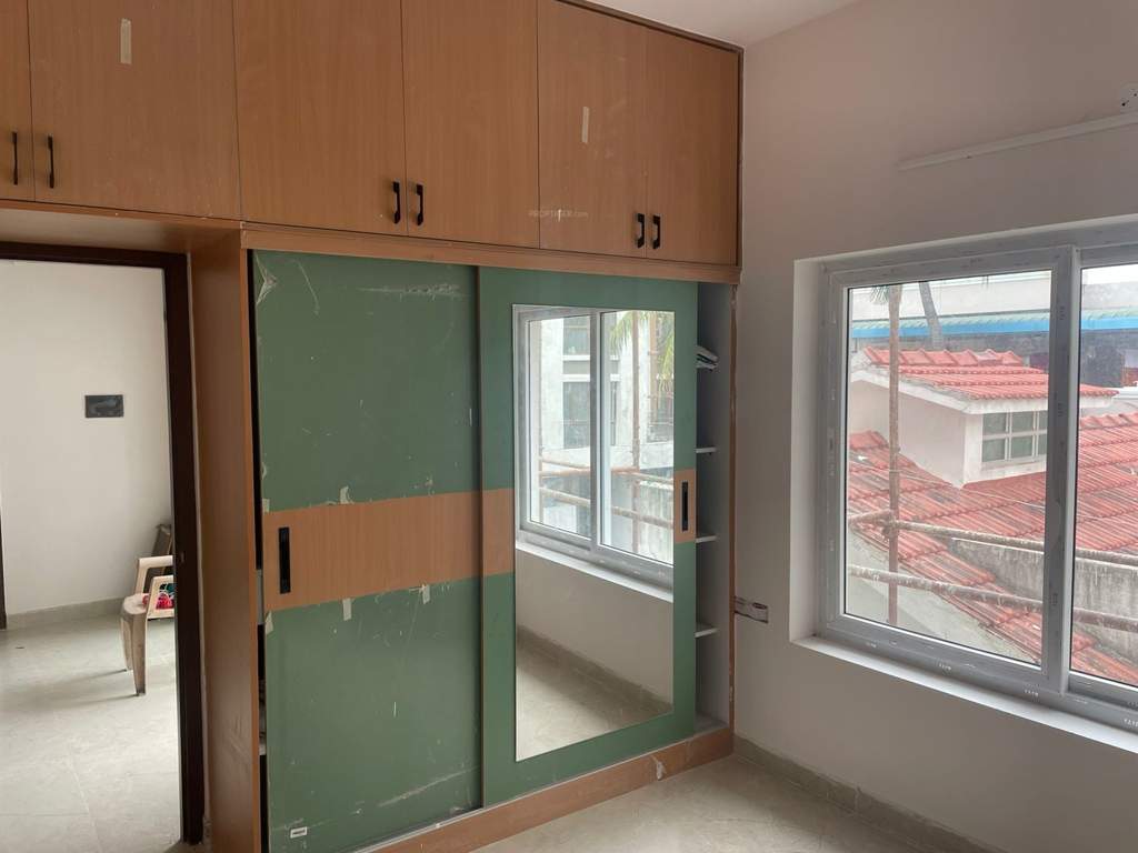  six season appartment Bedroom