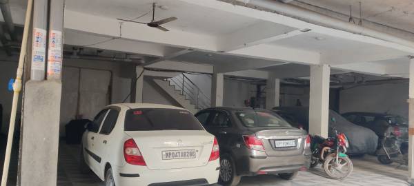 Closed Car Parking grand Closed Car Parking