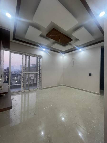  ultra-luxury-builder-floor Bedroom