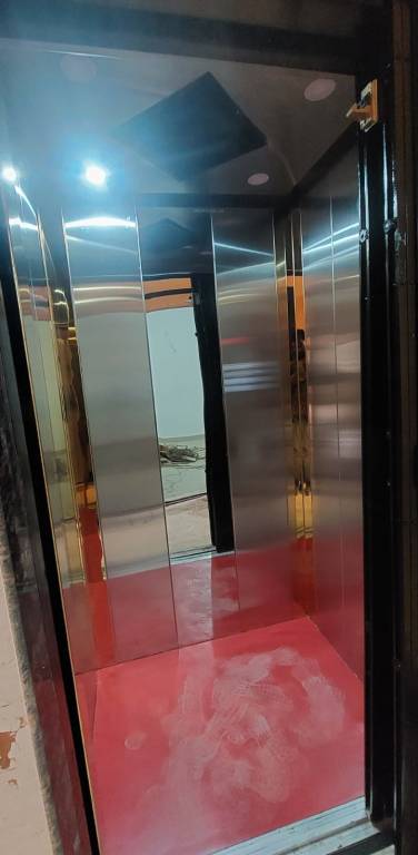  keshab kunj Lift(s)