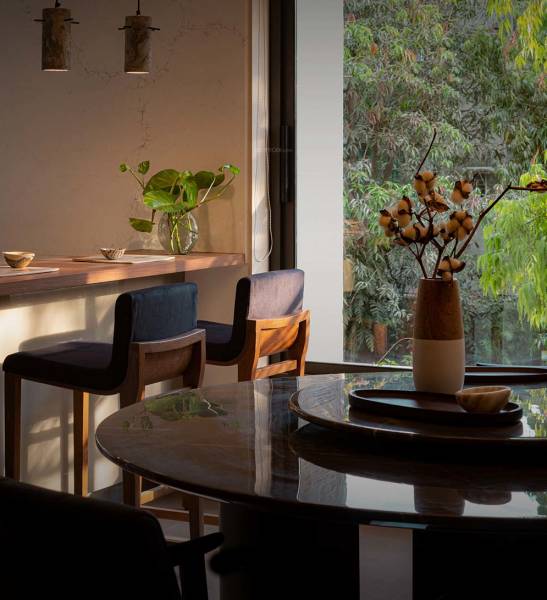  olive-xiv Dining Area