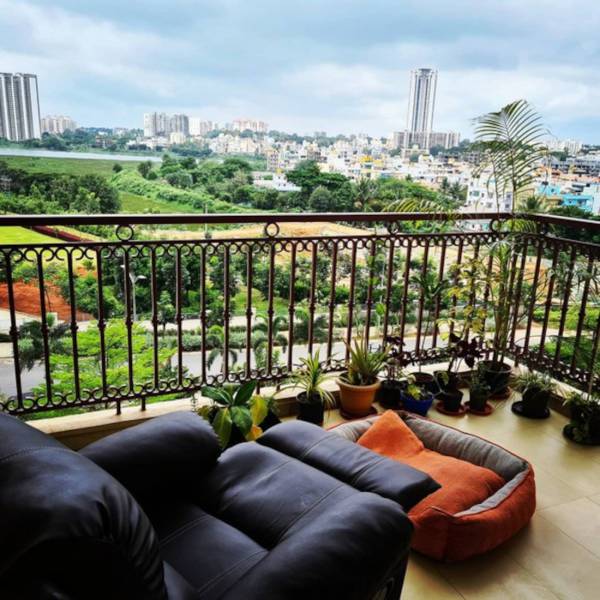  janak-regency Balcony