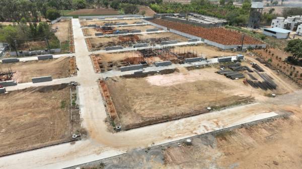  luxuary-builder-floor-45 Construction Status Apr-24