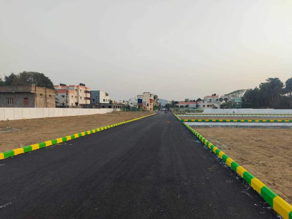  lakshmi modern city Plot