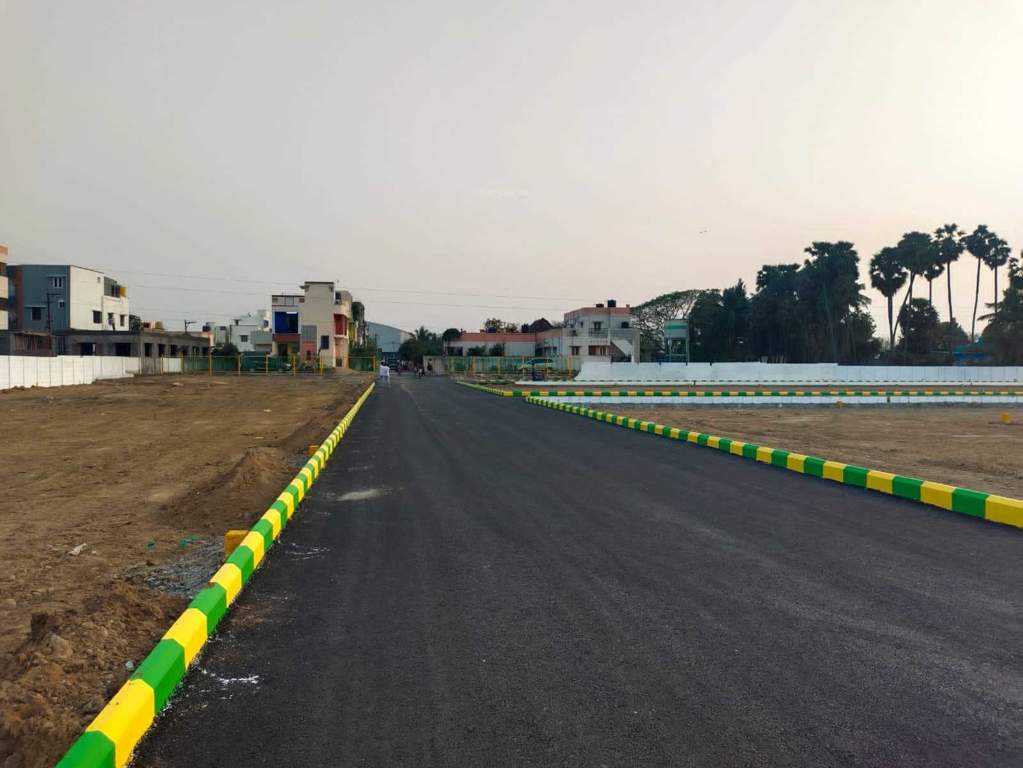  lakshmi modern city Plot