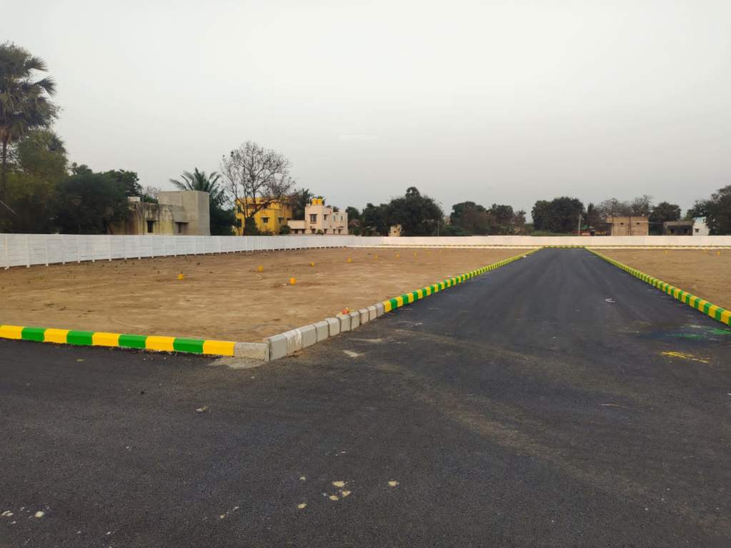  lakshmi modern city Plot