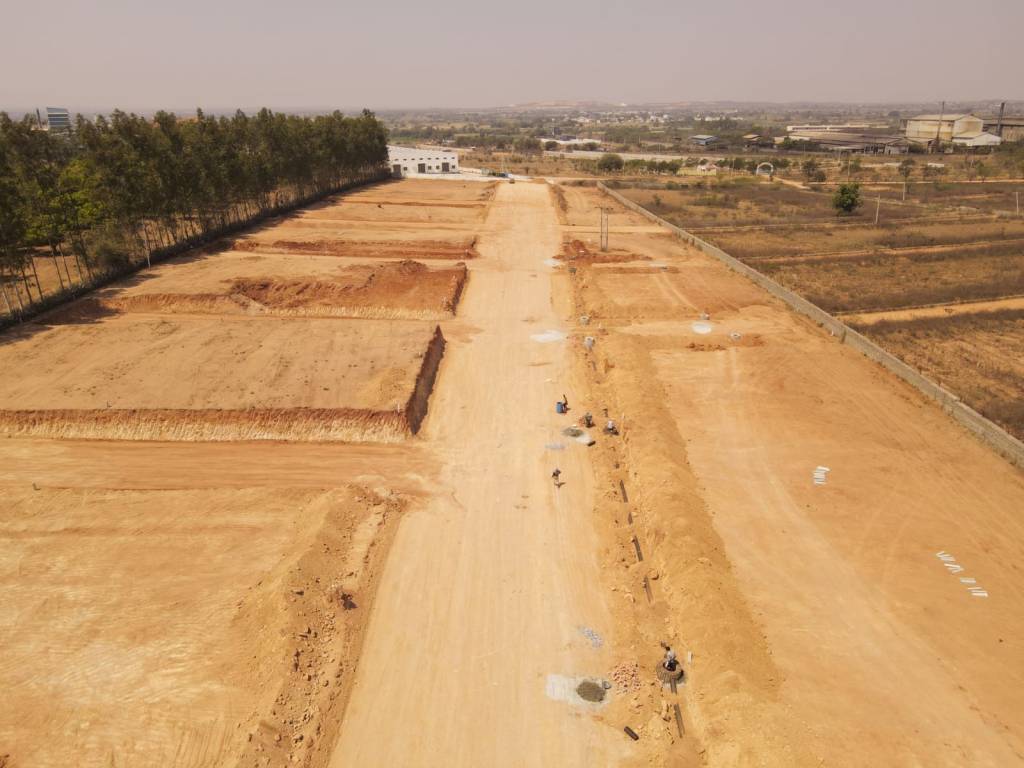  the highway orchards Plot