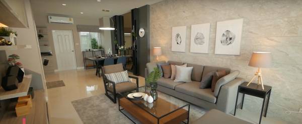  luxuria Living Area
