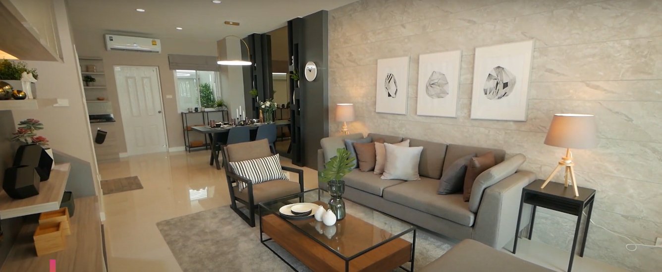  luxuria Living Area