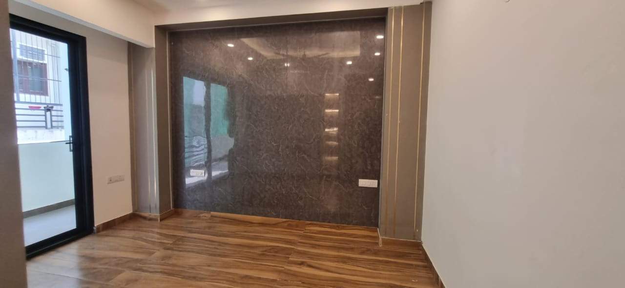  homes dlf luxury floors Bedroom