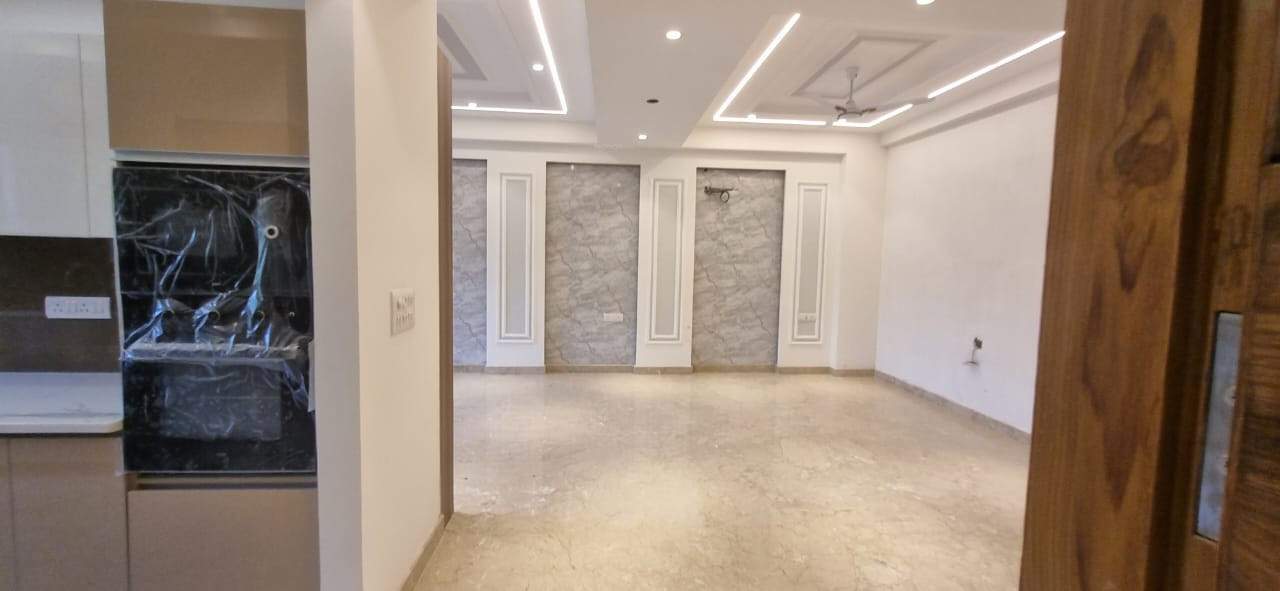  homes dlf luxury floors Living Area