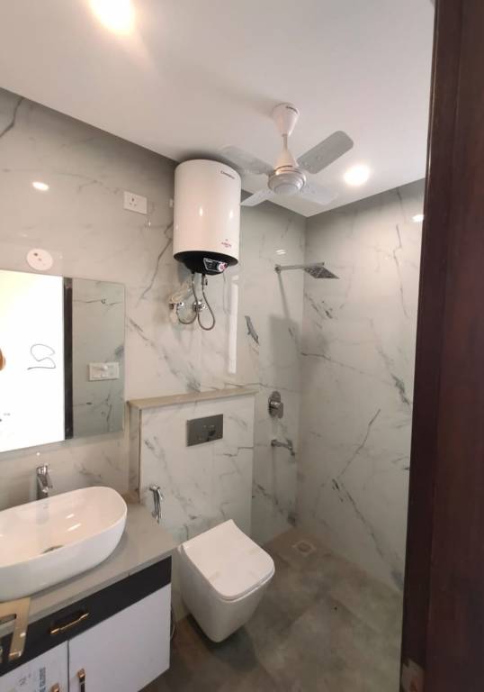  home sector 57 Bathroom