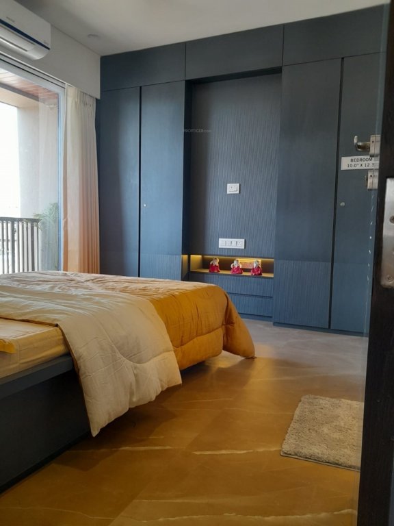 viyaan ananta Bedroom