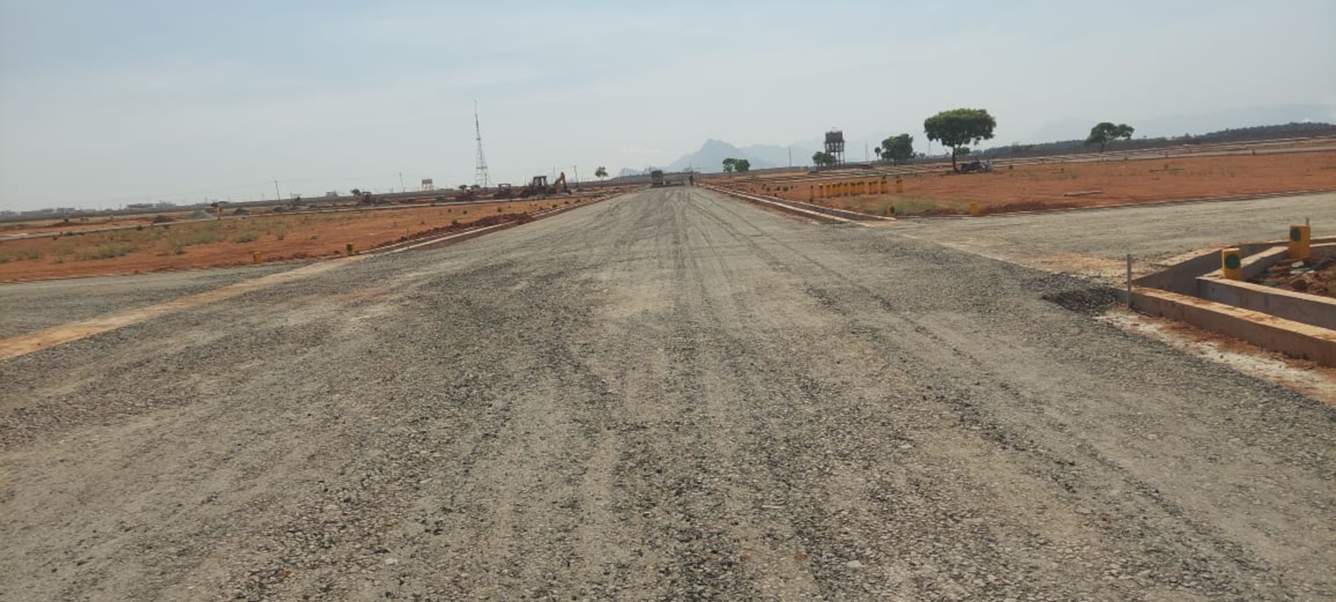  l and t fairland Internal Roads