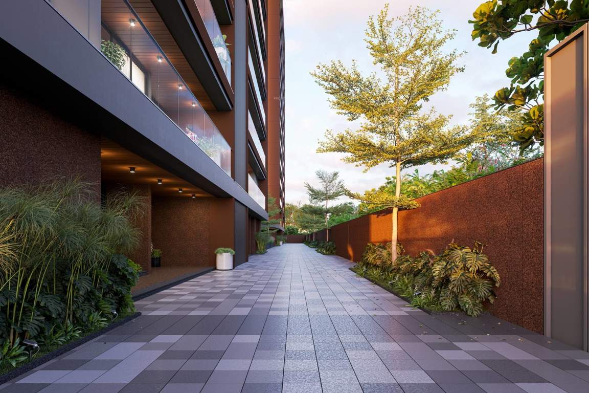  sky Paved Compound