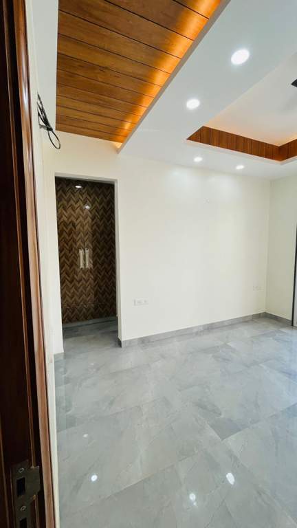  investors 48 Living Area